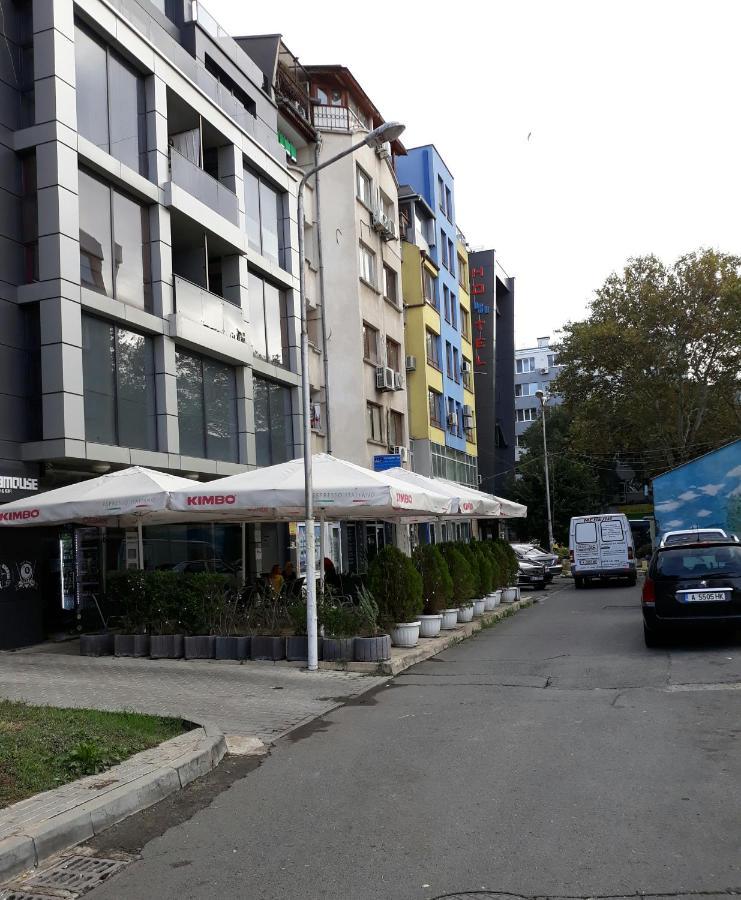 Art Luxury Apartment Burgas City Exterior foto